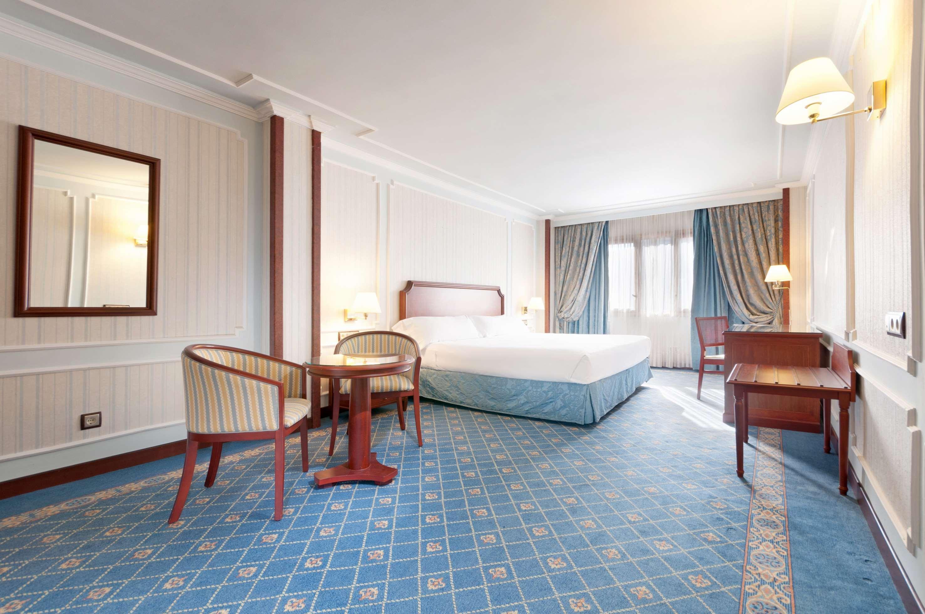 Hotel Madrid Leganés Affiliated by Meliá Chambre photo
