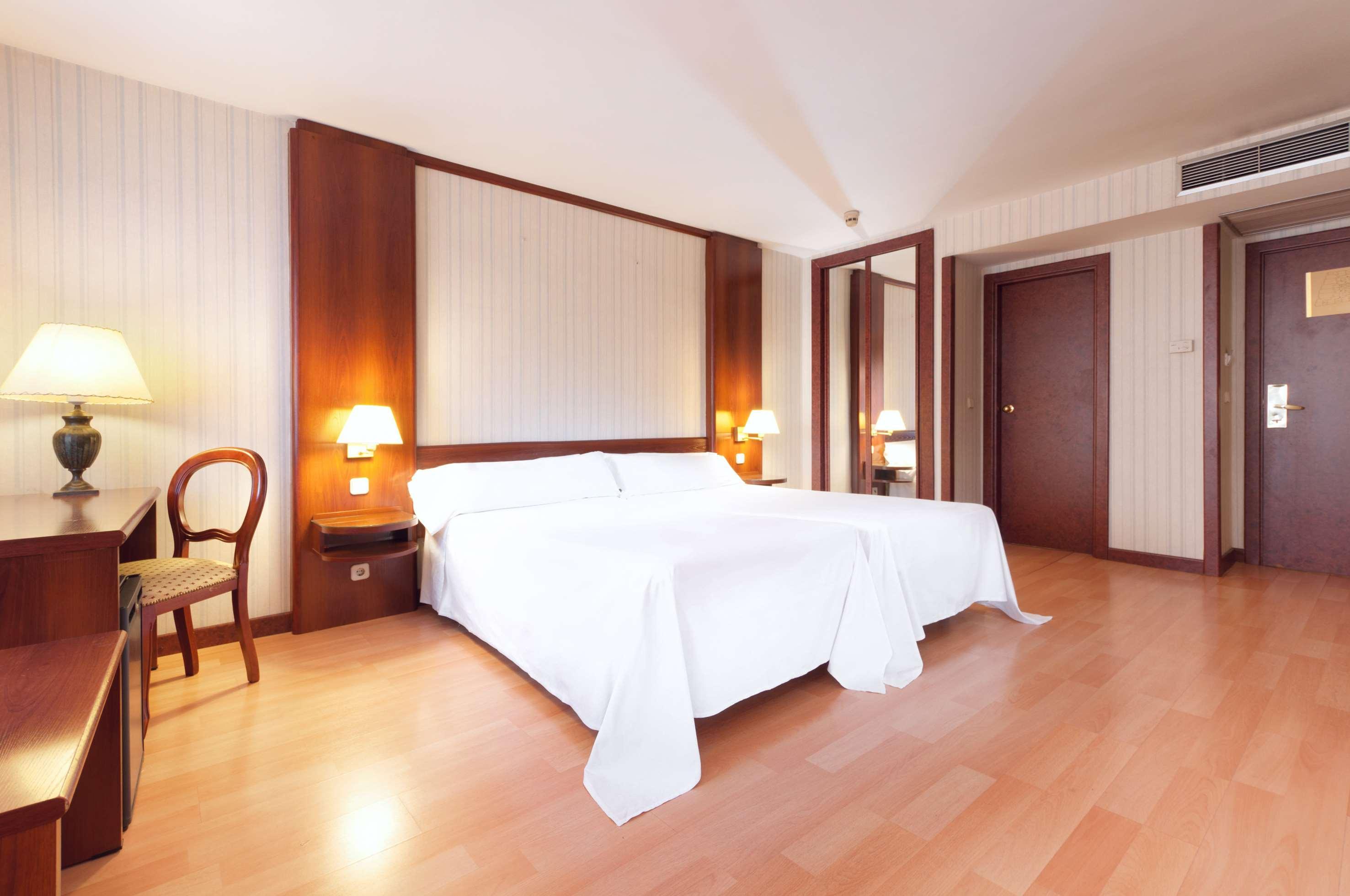 Hotel Madrid Leganés Affiliated by Meliá Chambre photo