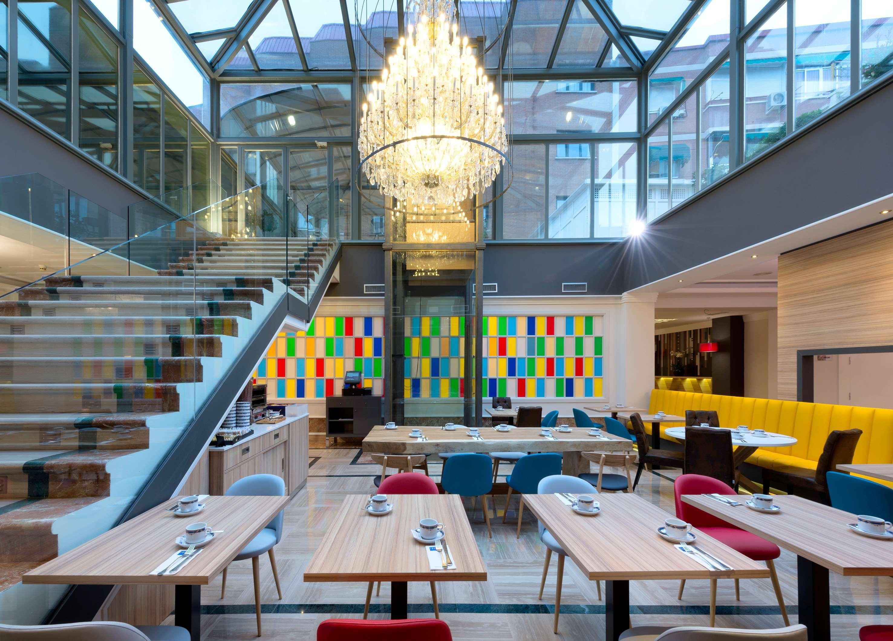 Hotel Madrid Leganés Affiliated by Meliá Extérieur photo